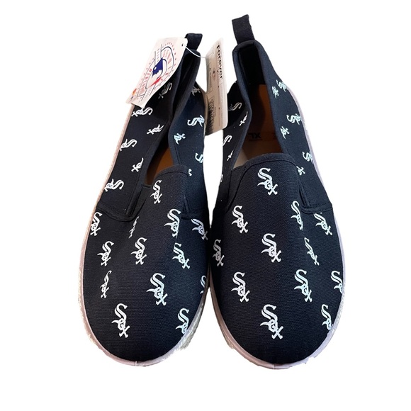 Forever Collectibles Chicago White Sox women’s slip on loafer XL - Picture 1 of 14